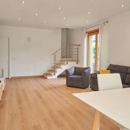 בית נופש Gamma By Interhome דונגו